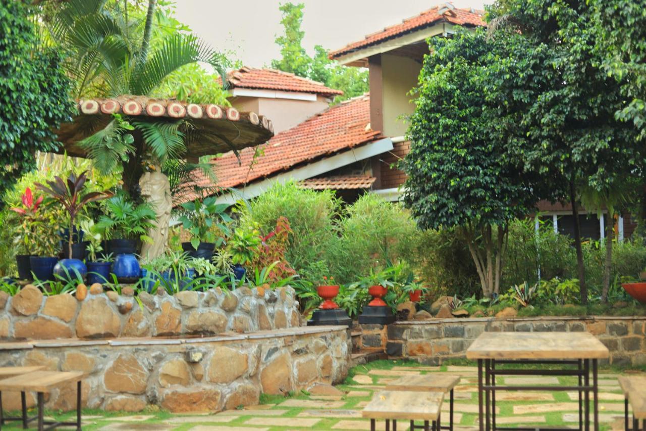 Achalaa Resort Kolhapur Luaran gambar