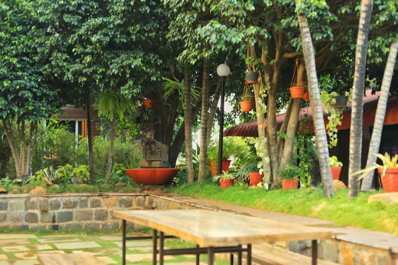 Achalaa Resort Kolhapur Luaran gambar