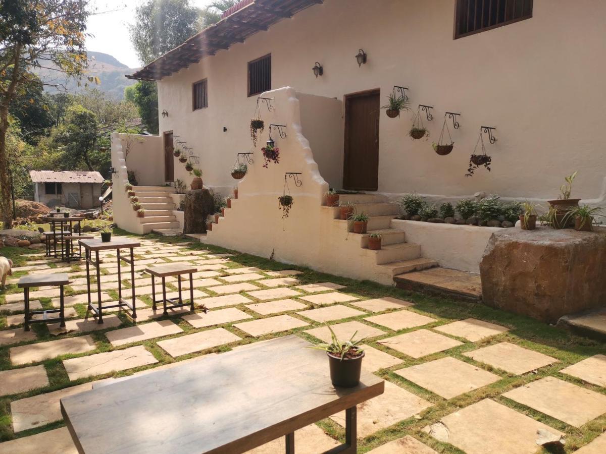 Achalaa Resort Kolhapur Luaran gambar