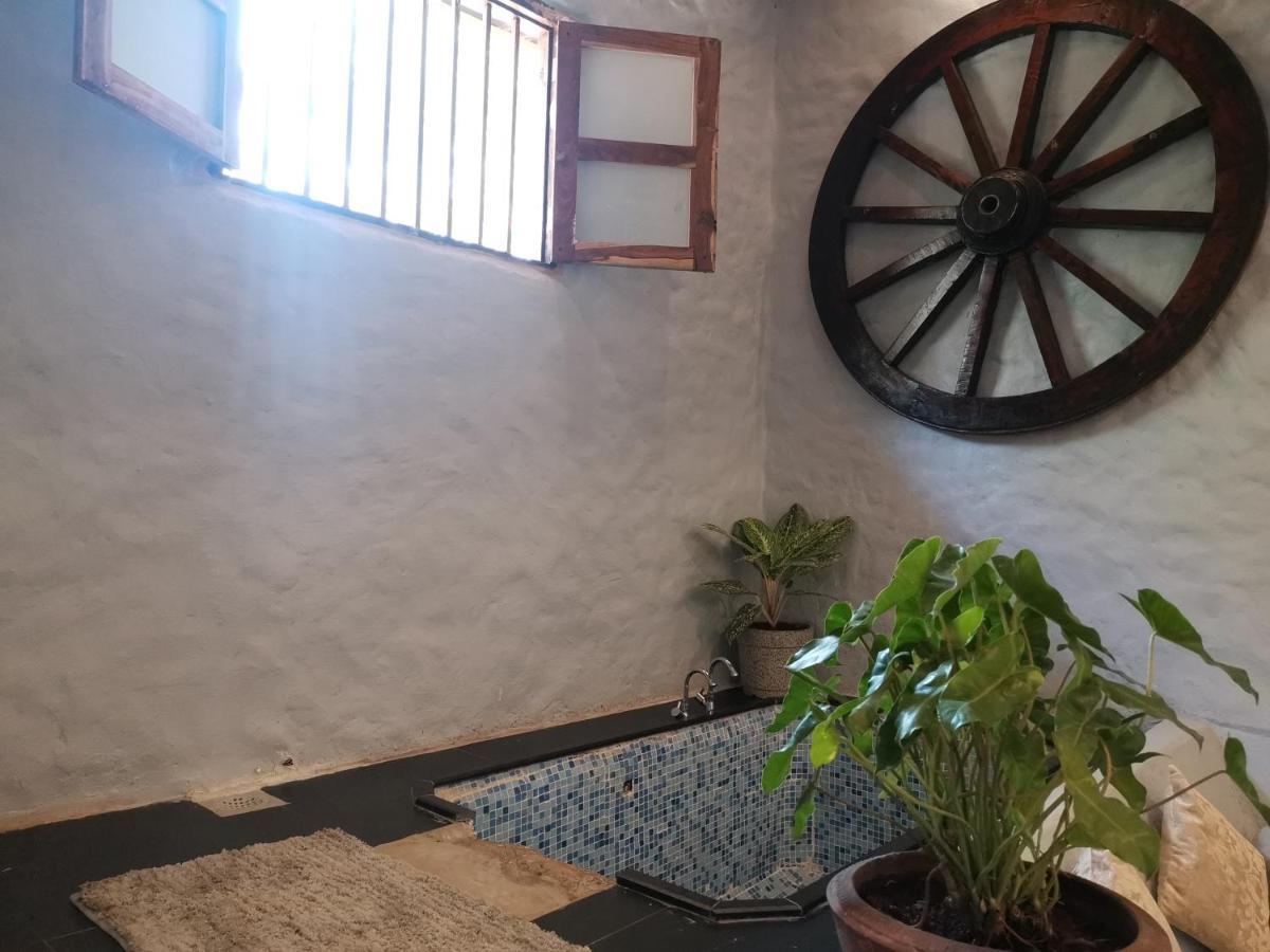 Achalaa Resort Kolhapur Luaran gambar