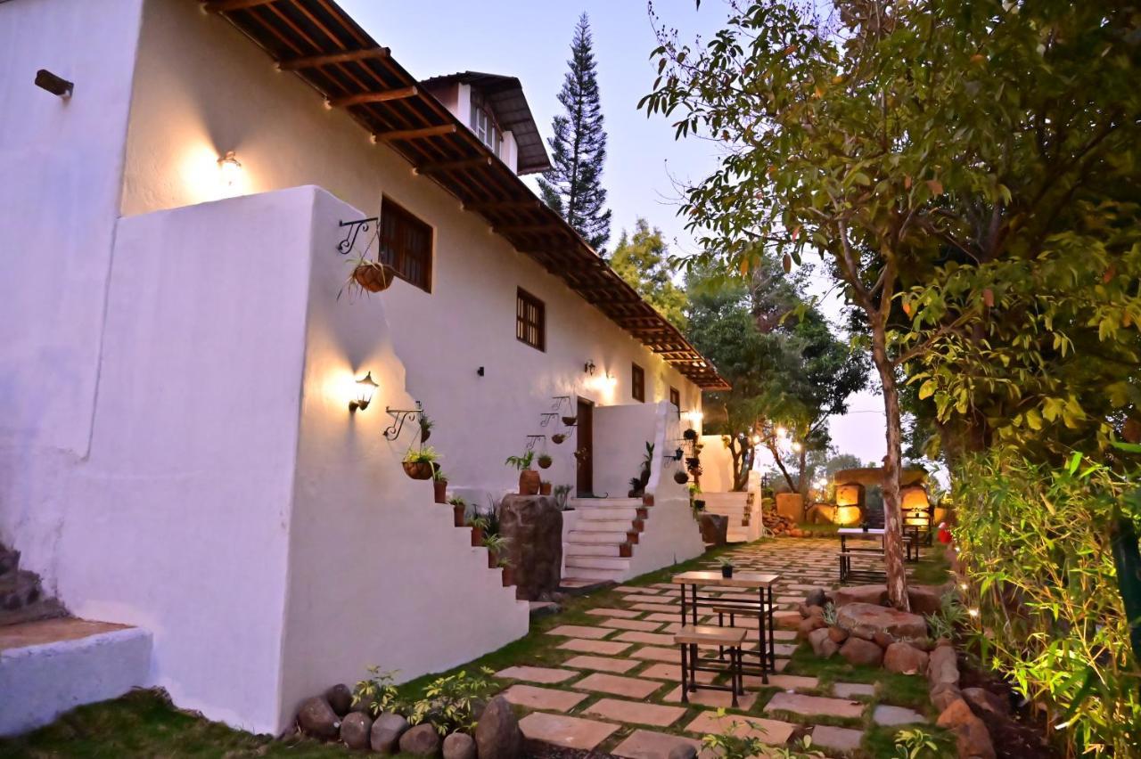 Achalaa Resort Kolhapur Luaran gambar