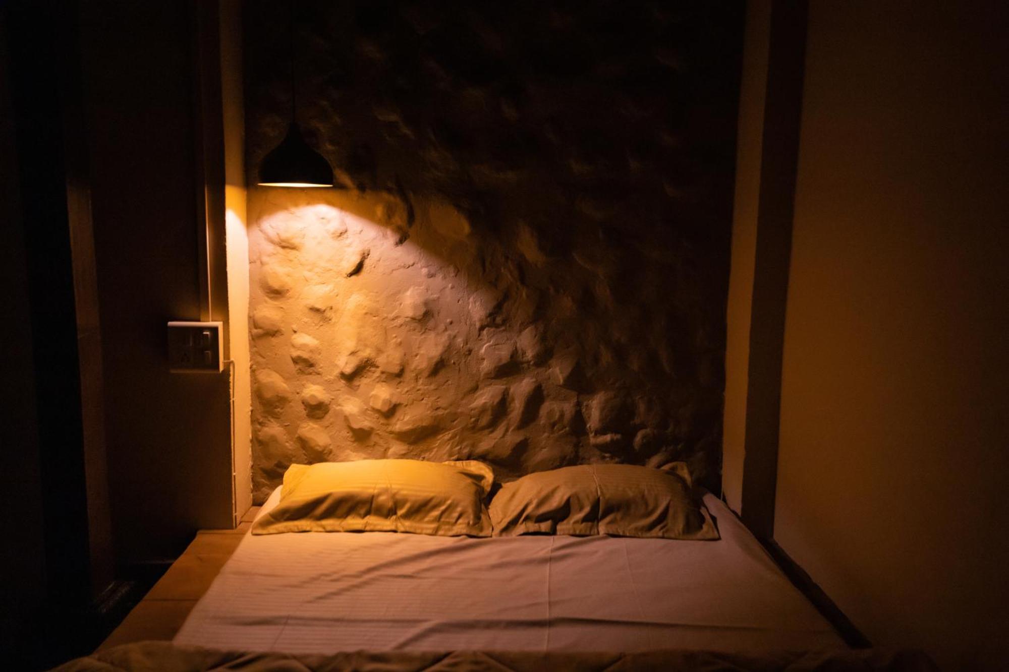 Achalaa Resort Kolhapur Bilik gambar
